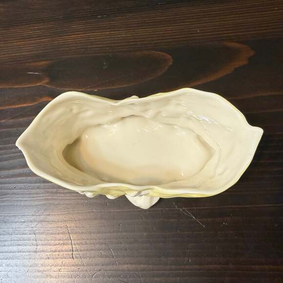 Belleek Lily of the Valley Plateau Cobb Lustre Cream & Yellow. - Picture 3 of 4